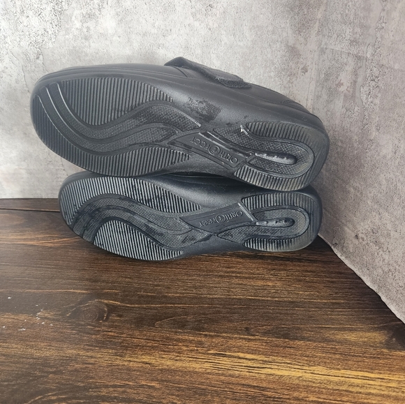 Black Women's Shoes - Picture 7 of 9